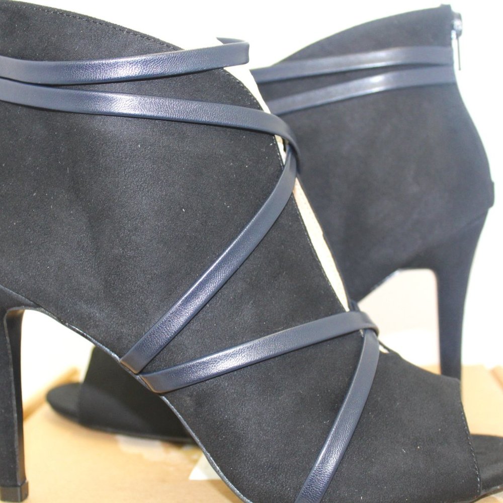 Journee Collection Womens Samara Black 8.5M